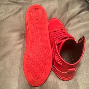 Never worn! Versace Men Shoes